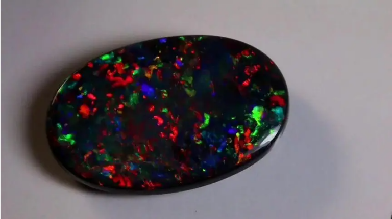 Australischer Opal Boulder Opal Preis,Schwarzer Opal